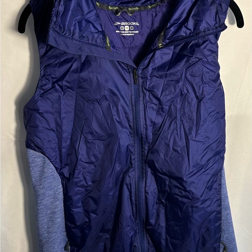 Brooks Women’s Performance Vest Size M